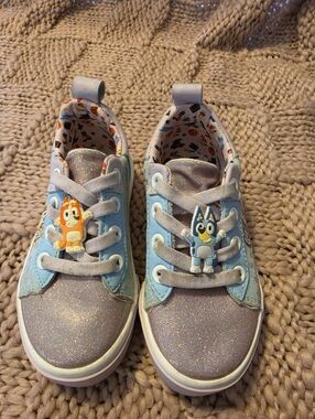 Ground up Bluey Shoes